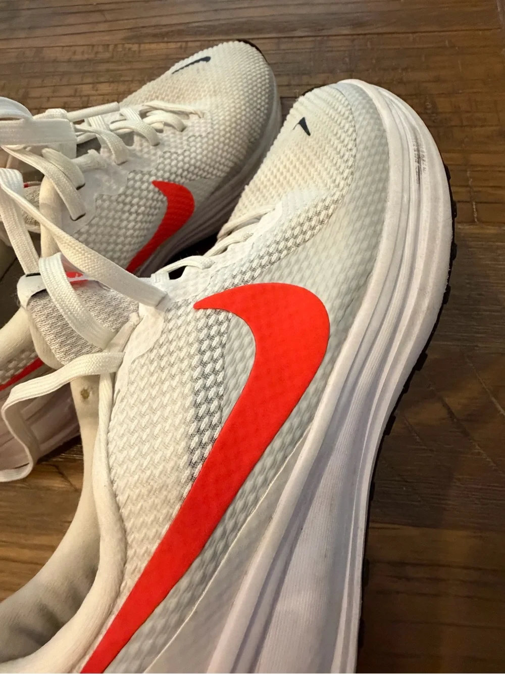 Nike Revolution 8